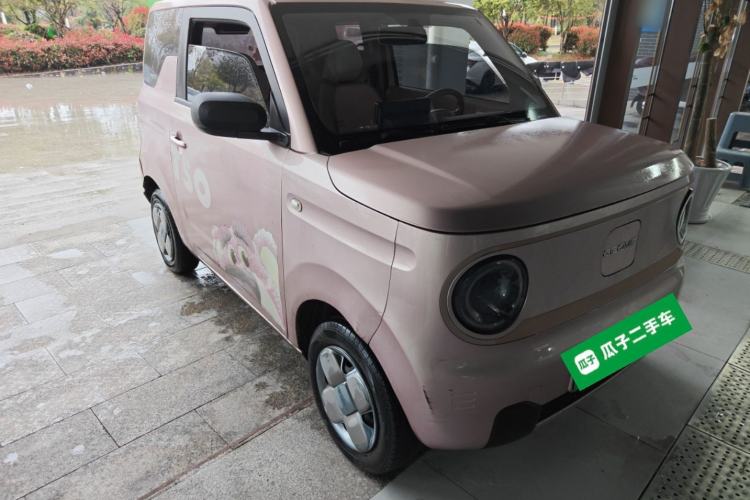 Used Geely Galaxy Panda 2023 Panda Mini 200km Endurance Bear

