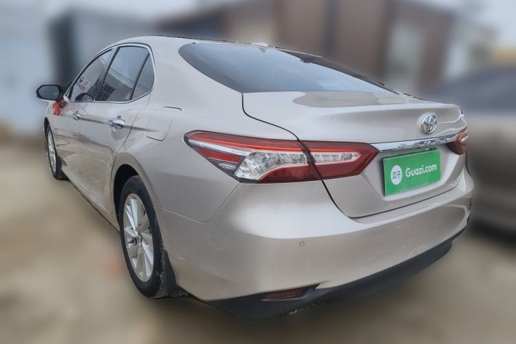 Used Toyota Camry 2021 2.0G Luxury Edition