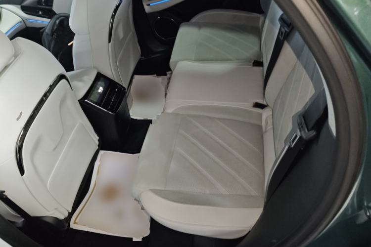 Used VOYAH FREE 2025 318 318 km Rear-Drive Touring Edition Left Rear Seat