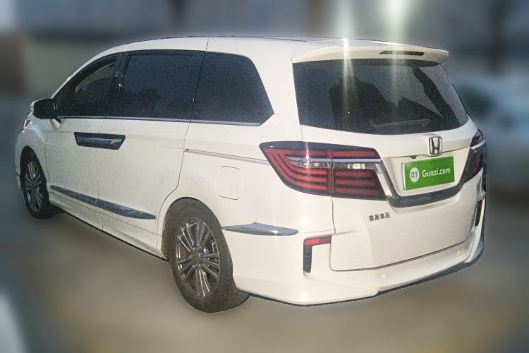 Used Honda Elysion 2016 2.4L Style Edition
