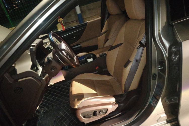 Used Lexus ES 2020 200 Excellence Edition