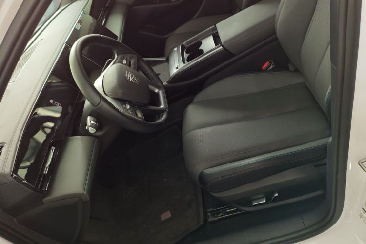 Used BYD Qin L 2025 EV 545KM Beyond Version
