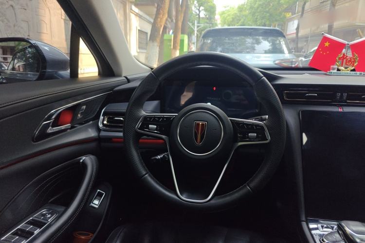 Used Hongqi H5 2023 2.0T Automatic Smart Connect Flagship Edition Steering Wheel