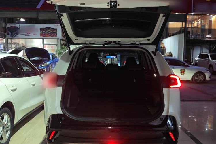 Used Toyota Wildlander 2024 2.0L CVT Two-Wheel Drive Urban Edition Trunk