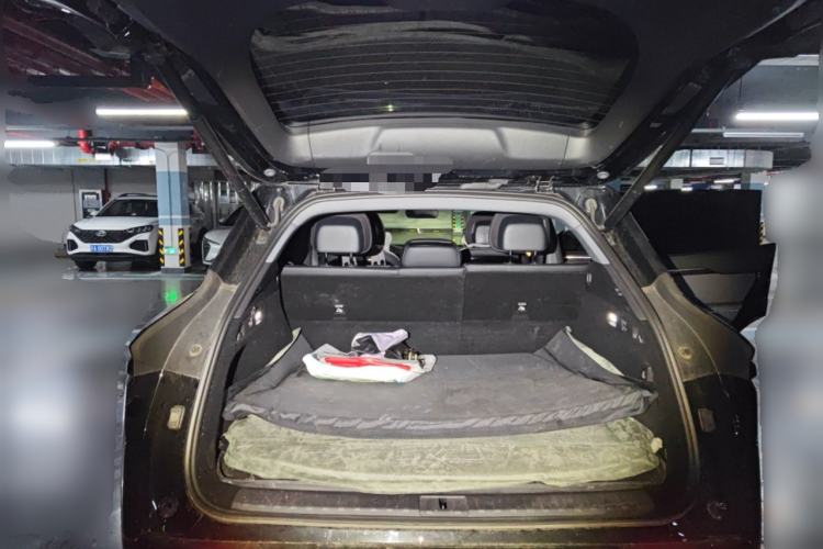 Used Zeekr 7X 2025 100 kWh Long-Range Rear-Wheel Drive with Intelligent Driving Features Trunk