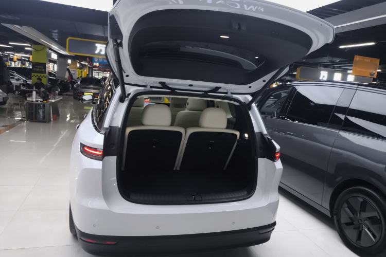 Used Li Auto Li Auto i8 2025 Model Standard Version