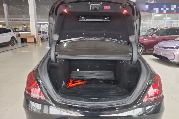 Used Mercedes-Benz S-Class 2019 S 320 L
