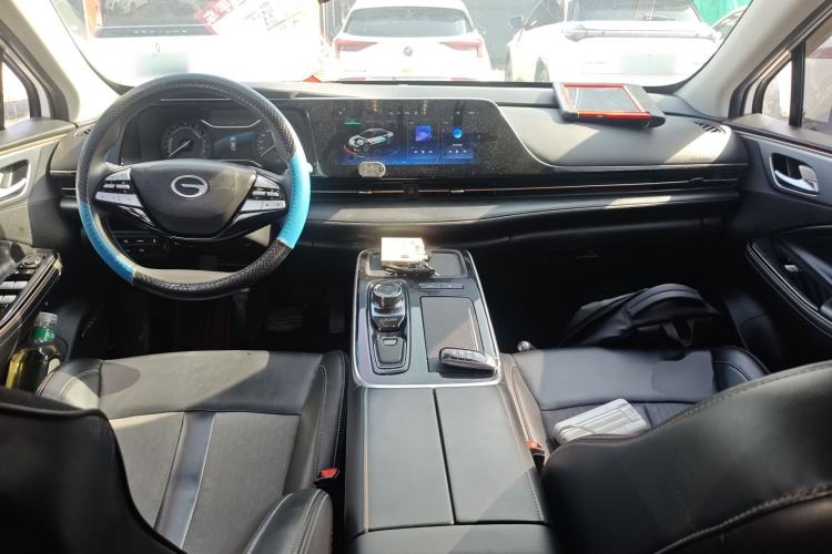 Used AION S 2023 Meizu 580 Lithium Iron Phosphate Center Console