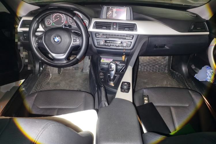 Used BMW 3 Series GT 2016 320i Fashion Model