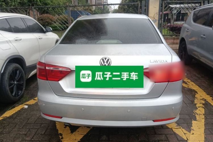 Used Volkswagen Lavida 2013 Revised Classic 1.6L Manual Fashion Edition Rear