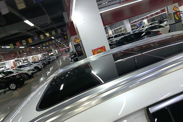 Used Haval H6 2017 Red Label 2.0T Automatic Two-Wheel Drive ZhiShang Model