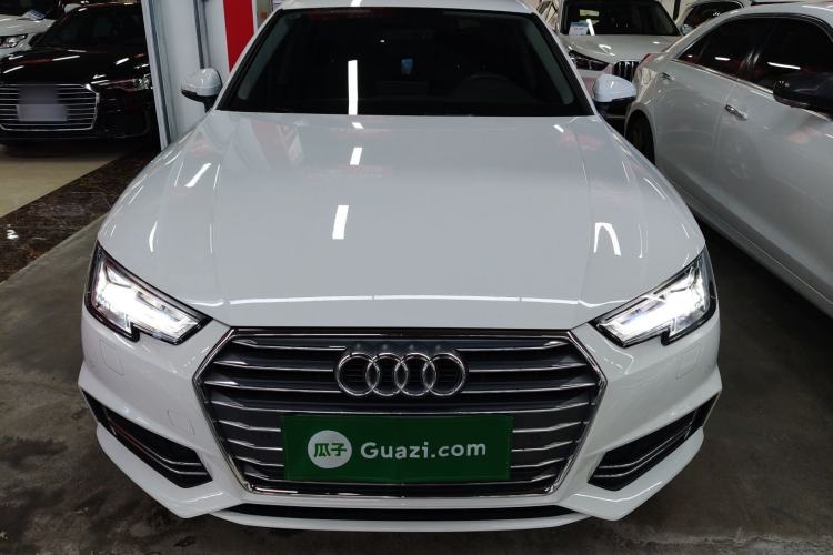 Used Audi A4L 2018 30th Anniversary Edition 40 TFSI Fashion Model