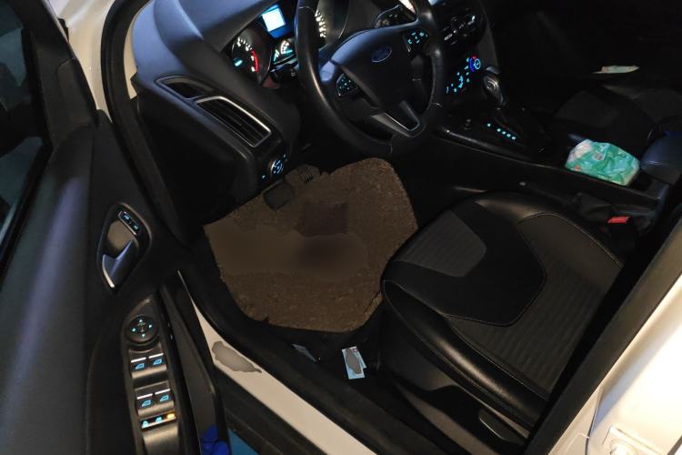 Used Ford Focus 2015 Hatchback 1.6L Automatic Fashion Edition