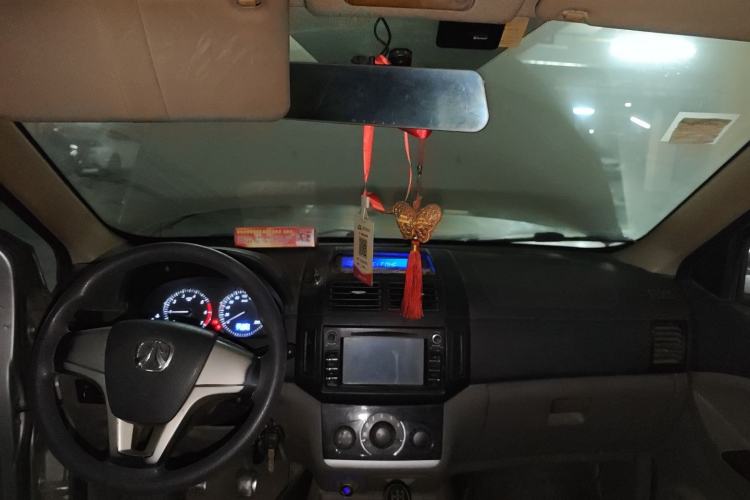 Used BAIC Weiwang M20 2014 1.5L Basic Version DAM15DL
