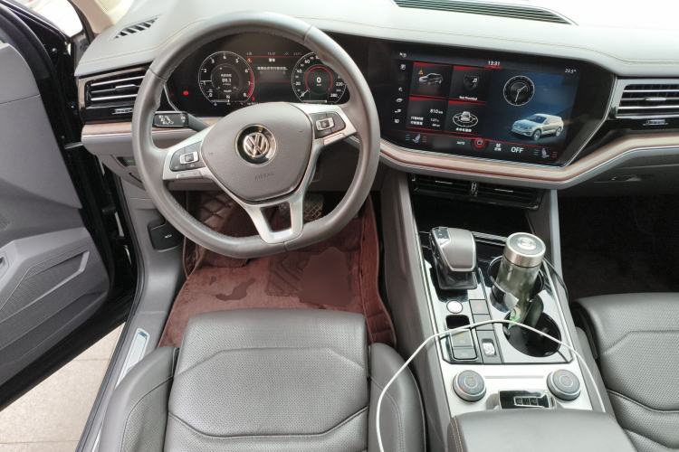 Used Volkswagen Touareg 2019 2.0TSI Ruiyi Edition China VI Standard Steering Wheel