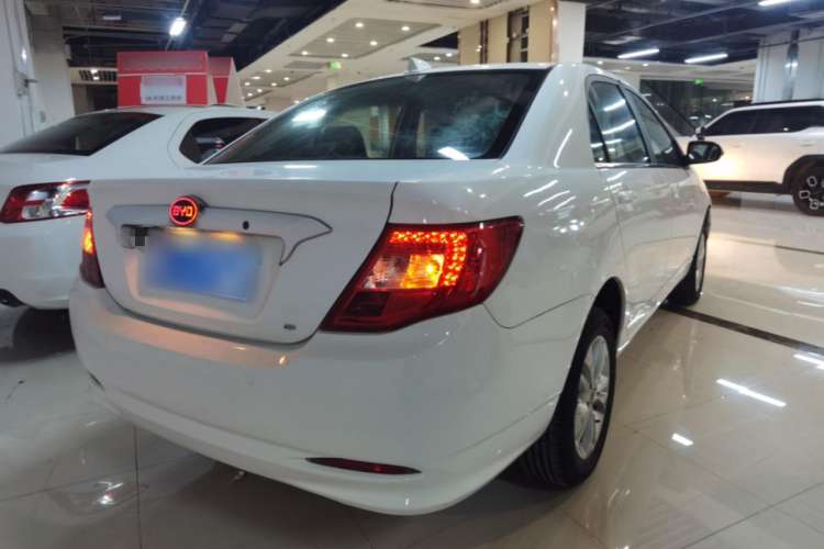 Used BYD F3 2015 Energy-Saving Edition 1.5L Automatic Prestige Model