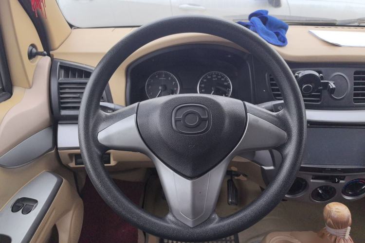 Used Haima Fosida Rongda 2014 1.2L Rio Standard Model HMA GM12-NR Steering Wheel