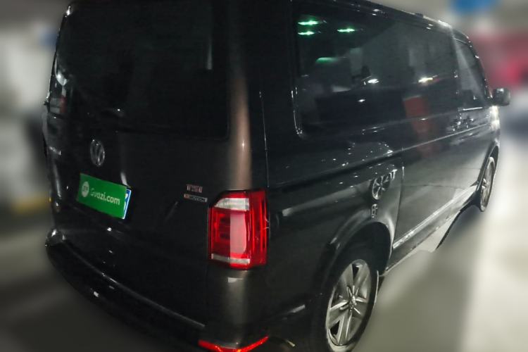 Used Volkswagen Multivan 2017 2.0 TSI 4x4 Prestige Edition 7-Seater