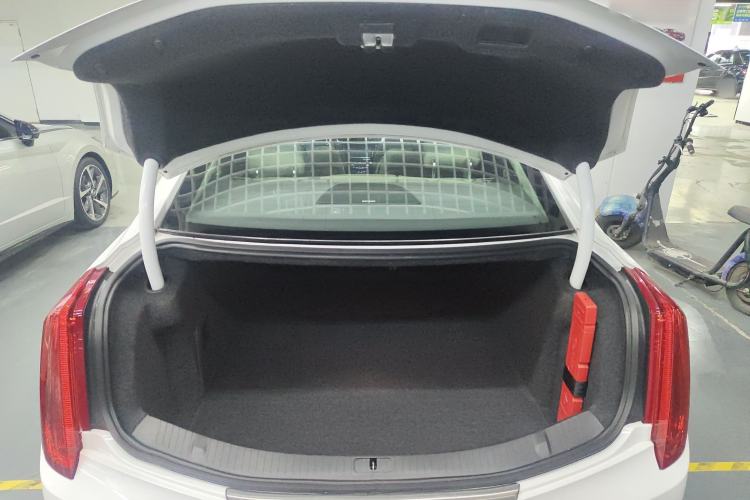 Used Cadillac XTS 2015 28T Comfort Model
