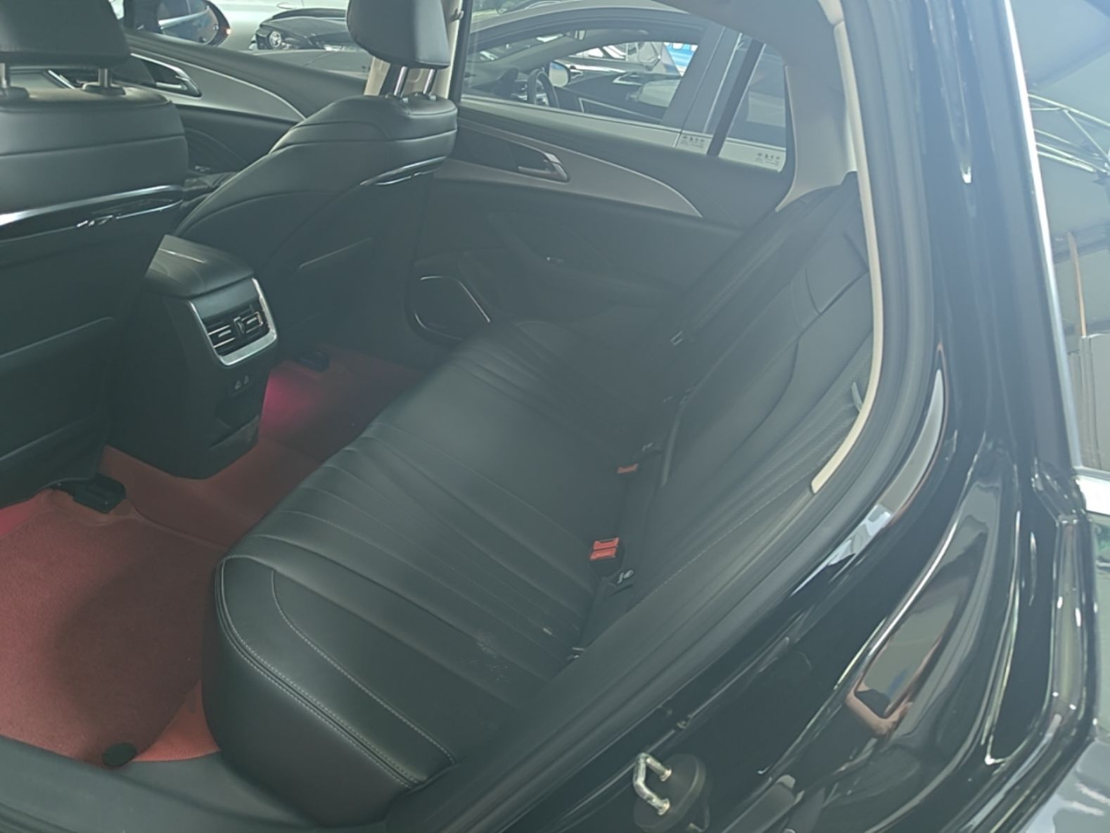 Hongqi H5 2024 1.5T DCT Smart Connect Flagship Edition - Chinese Trim Yun — снимка 20