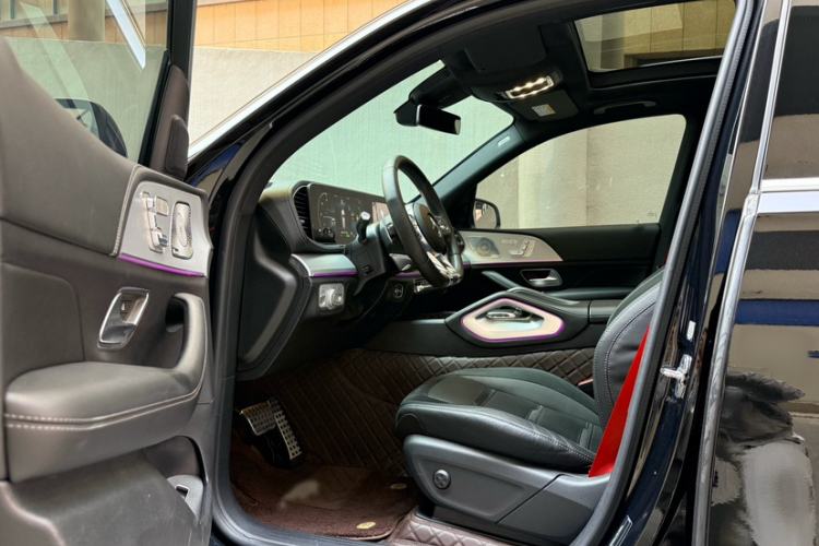 Used Mercedes-Benz GLE AMG 2022 AMG GLE 53 4MATIC+ Interior 3