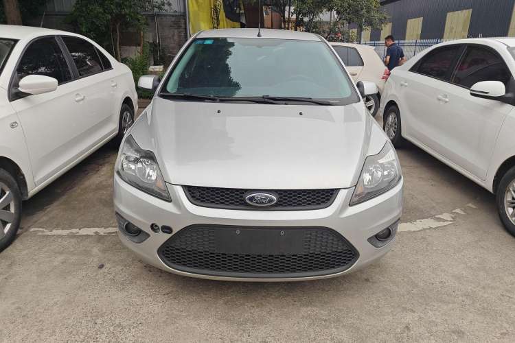 Used Ford Focus 2013 Hatchback Classic 1.8L Automatic Base Model