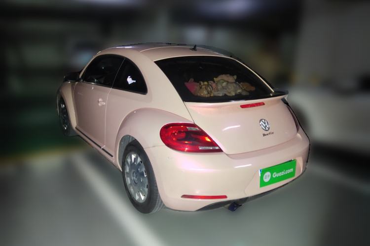 Used Volkswagen Beetle 2015 180TSI model
