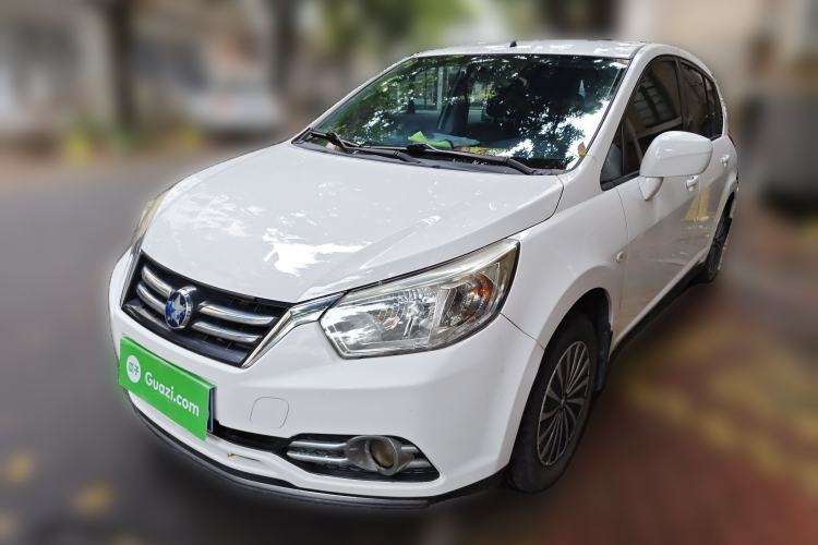 Used Venucia R50 2015 1.6L Automatic Fashion Edition