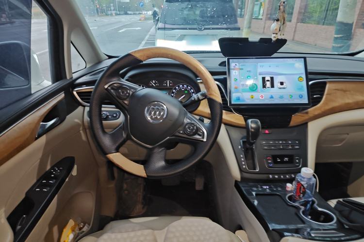 Used Buick GL8 2018 ES 28T Comfort Model China VI Standard Steering Wheel