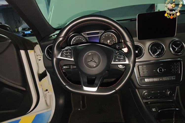 Used Mercedes-Benz CLA 2018 CLA 220 4MATIC
