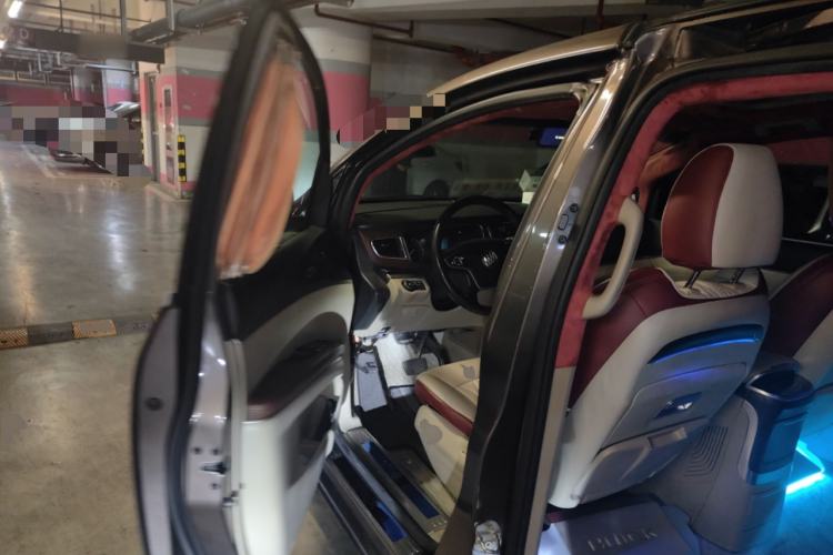 Used Buick GL8 2017 25S Luxury Version China V Standard