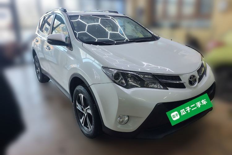 Used Toyota RAV4 2015 2.0L CVT Four-Wheel Drive New Edition
