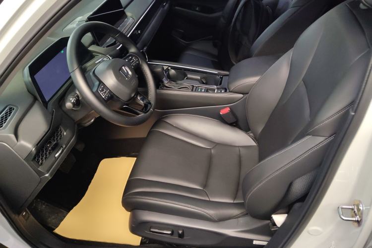 Used Honda Accord 2025 Sport Series 260TURBO Luxury Edition Left Front Seat