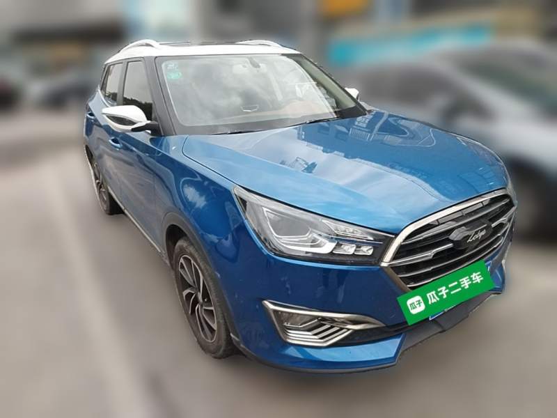 Used Zotye T300 2017 1.5T CVT Flagship Model Two-Tone — 3