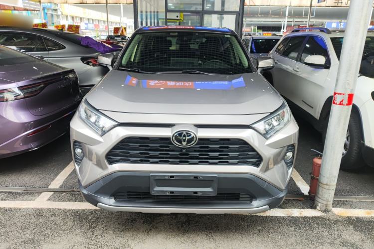 Used Toyota RAV4 2020 2.0L CVT Two-Wheel Drive Fashion Edition Front