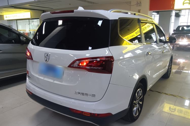Used Baojun 730 2019 1.5L Manual Fashion Model 7-seater China VI
