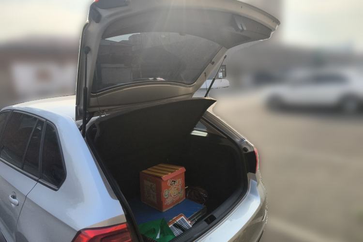 Used Volkswagen Santana 2015 Haval H6 1.6L Automatic Luxury Model
