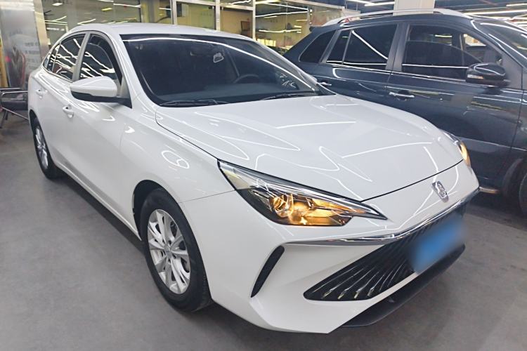 Used Roewe i5 2023 1.5L Manual Comfort Edition
