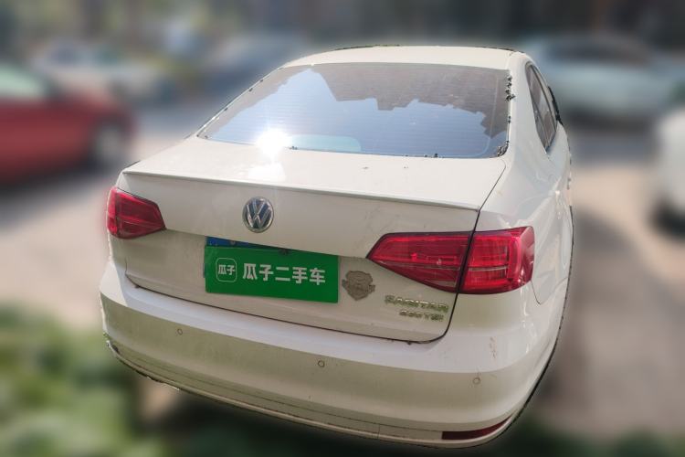 Used Volkswagen Sagitar 2017 230TSI Automatic Comfort Version