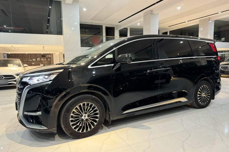 Used Denza D9 2022 DM-i 970 Four-Wheel Drive Flagship Model
