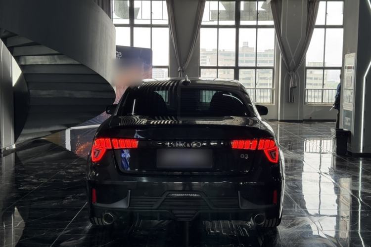 Used Lynk & Co 03 2022 2.0TD DCT JingPro Exterior 4