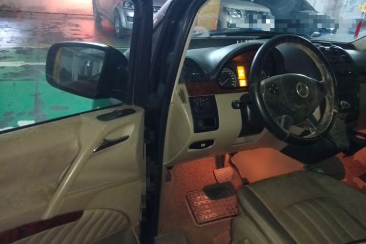 Used Mercedes-Benz Viano 2012 2.5L Hospitality Edition Driver Seat