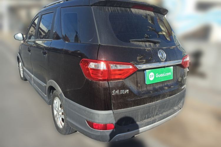 Used Dongfeng Fengon 370 2016 1.5L Manual Luxury Version SFG15-05 7 Seats