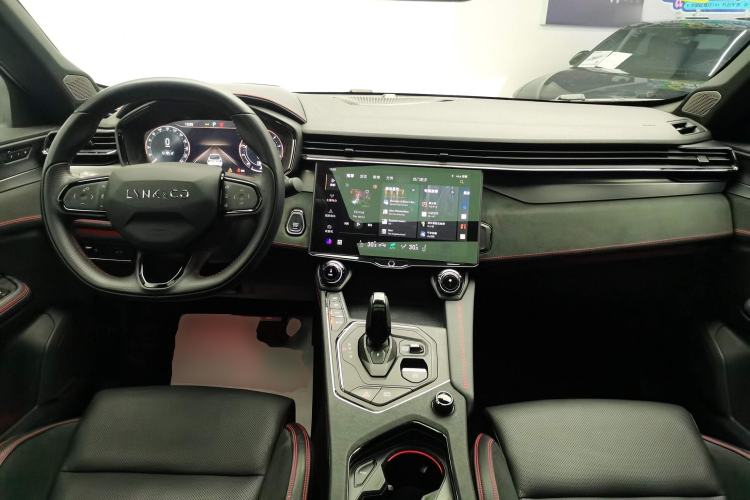 Used Lynk & Co 05 2020 2.0TD Four-Wheel Drive HypeHalo
