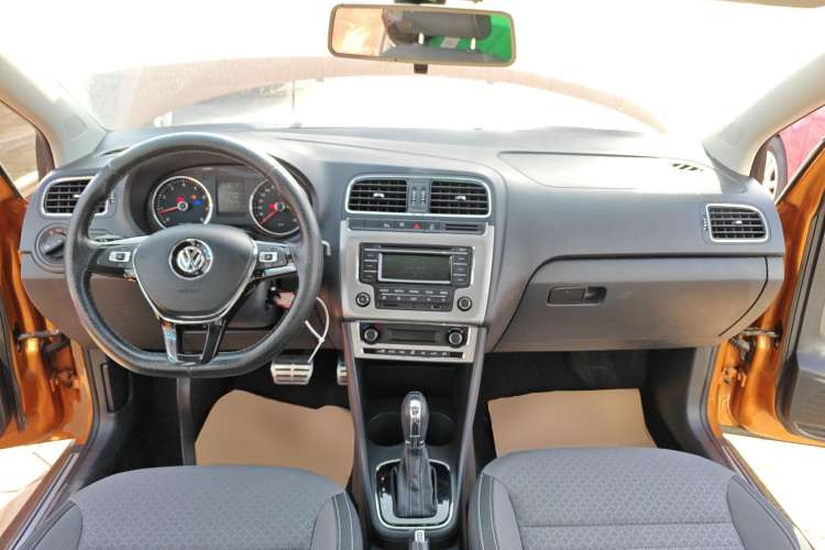 Used Volkswagen Polo 2014 1.6L Cross Polo Automatic