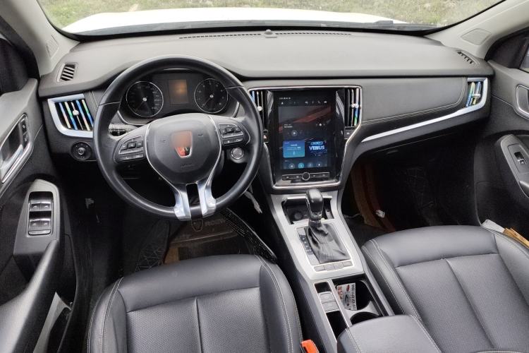 Used Roewe RX5 2018 20T Two-Wheel Drive Automatic Internet Smart Edition