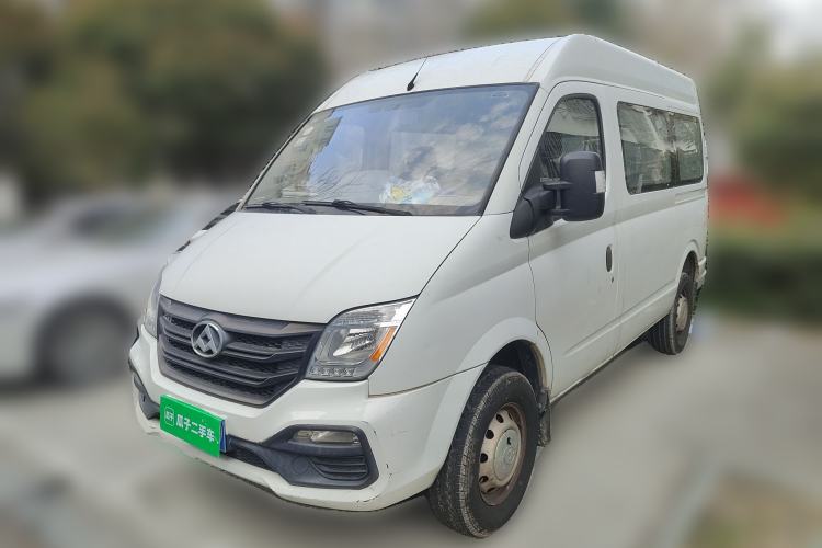 Used SAIC MAXUS Xintu V80 2018 2.5T 6-Speed Manual Aoyuntong Short Wheelbase Mid-Height 5-6 Seater