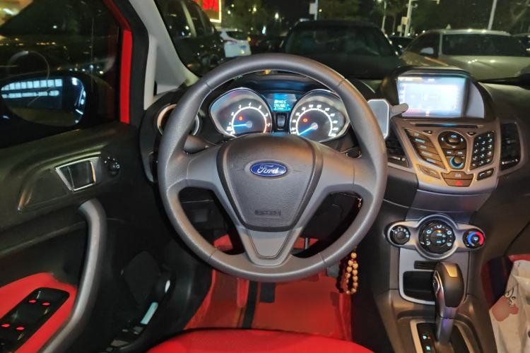 Used Ford Fiesta 2013 Hatchback 1.5L Automatic Prestige Model Steering Wheel