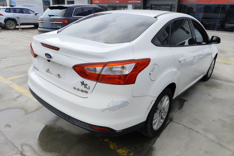 Used Ford Focus 2012 Sedan 1.6L Automatic Comfort Model