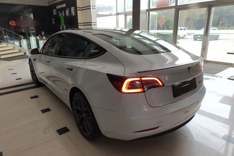 Used Tesla Model 3 2022 Performance High-Performance All-Wheel-Drive Version
